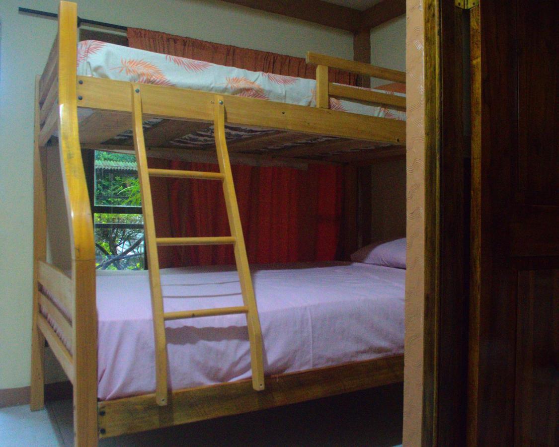 Hostal Tierra Y Mar Montañita Екстериор снимка