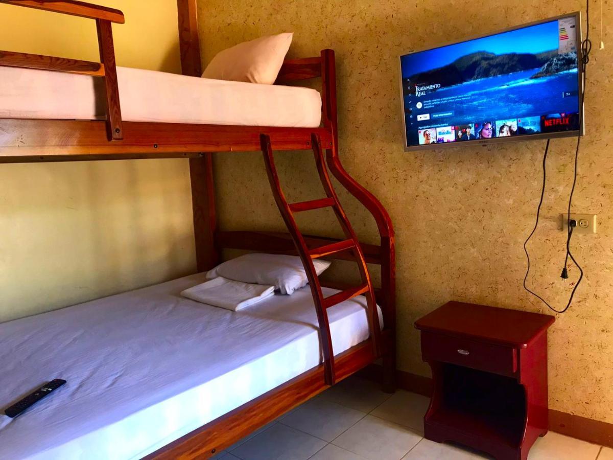Hostal Tierra Y Mar Montañita Екстериор снимка