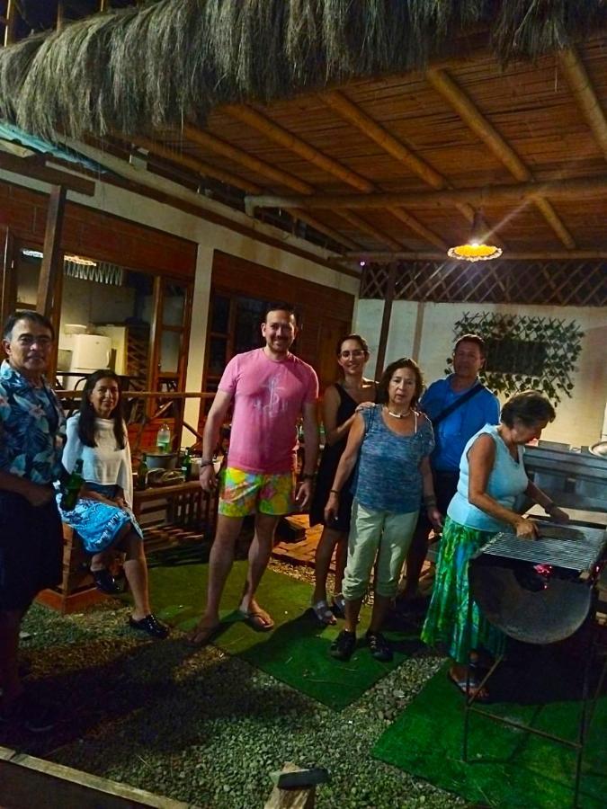Hostal Tierra Y Mar Montañita Екстериор снимка