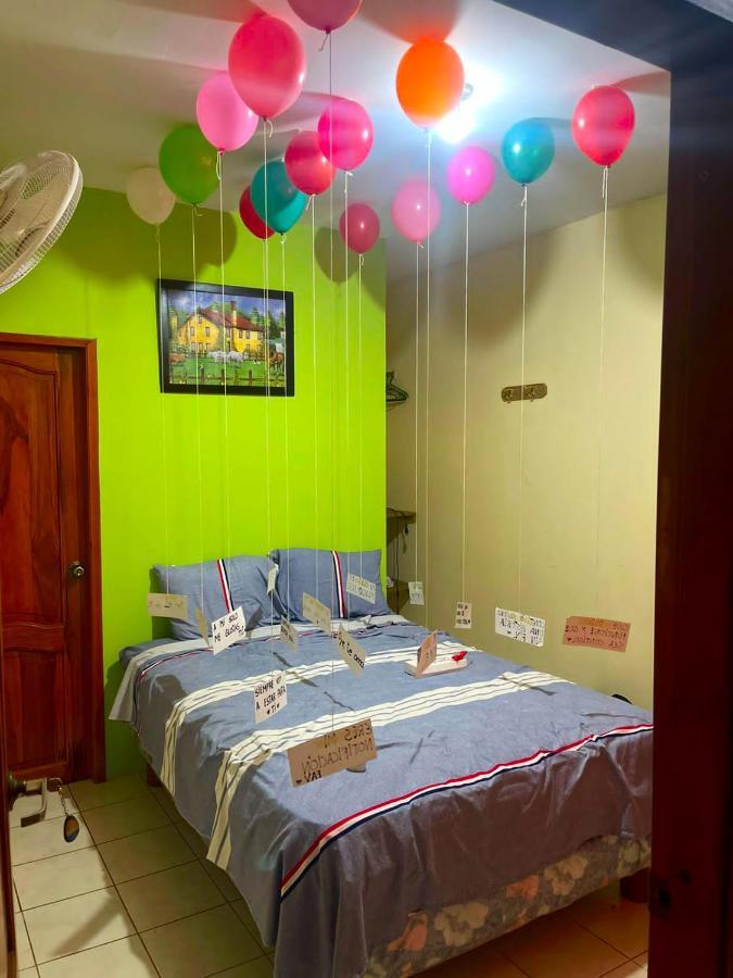 Hostal Tierra Y Mar Montañita Екстериор снимка