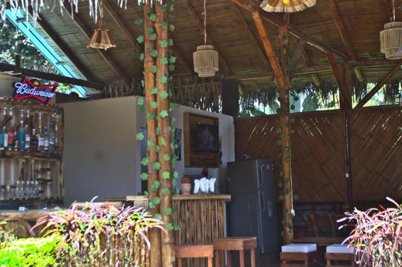 Hostal Tierra Y Mar Montañita Екстериор снимка